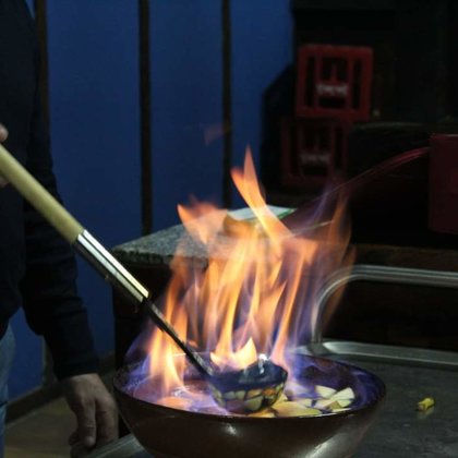 Preparando a queimada nunha excursión