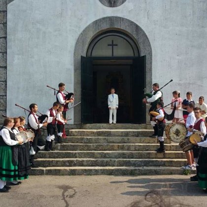 Primeira comunión do noso compañeiro e gaiteiro Marcos